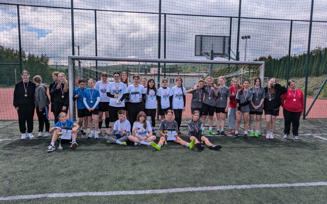 Piłka nożna „6” dziewcząt IMS – WYNIKI