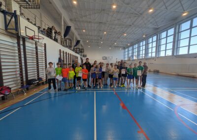 ID, IMS, LIC – drużynowy badminton – WYNIKI